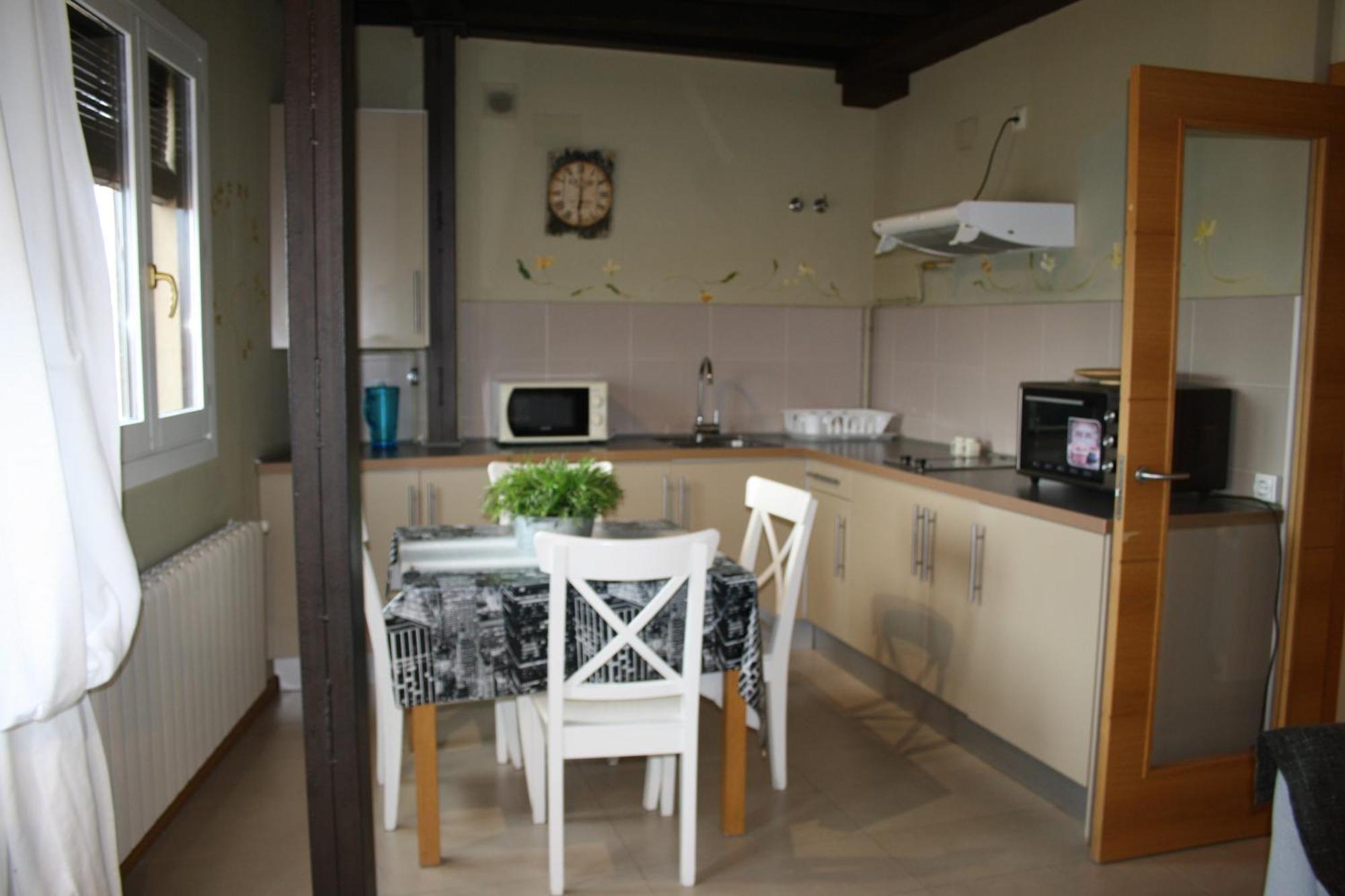 Refitoleria Apartamentos Segovia Esterno foto