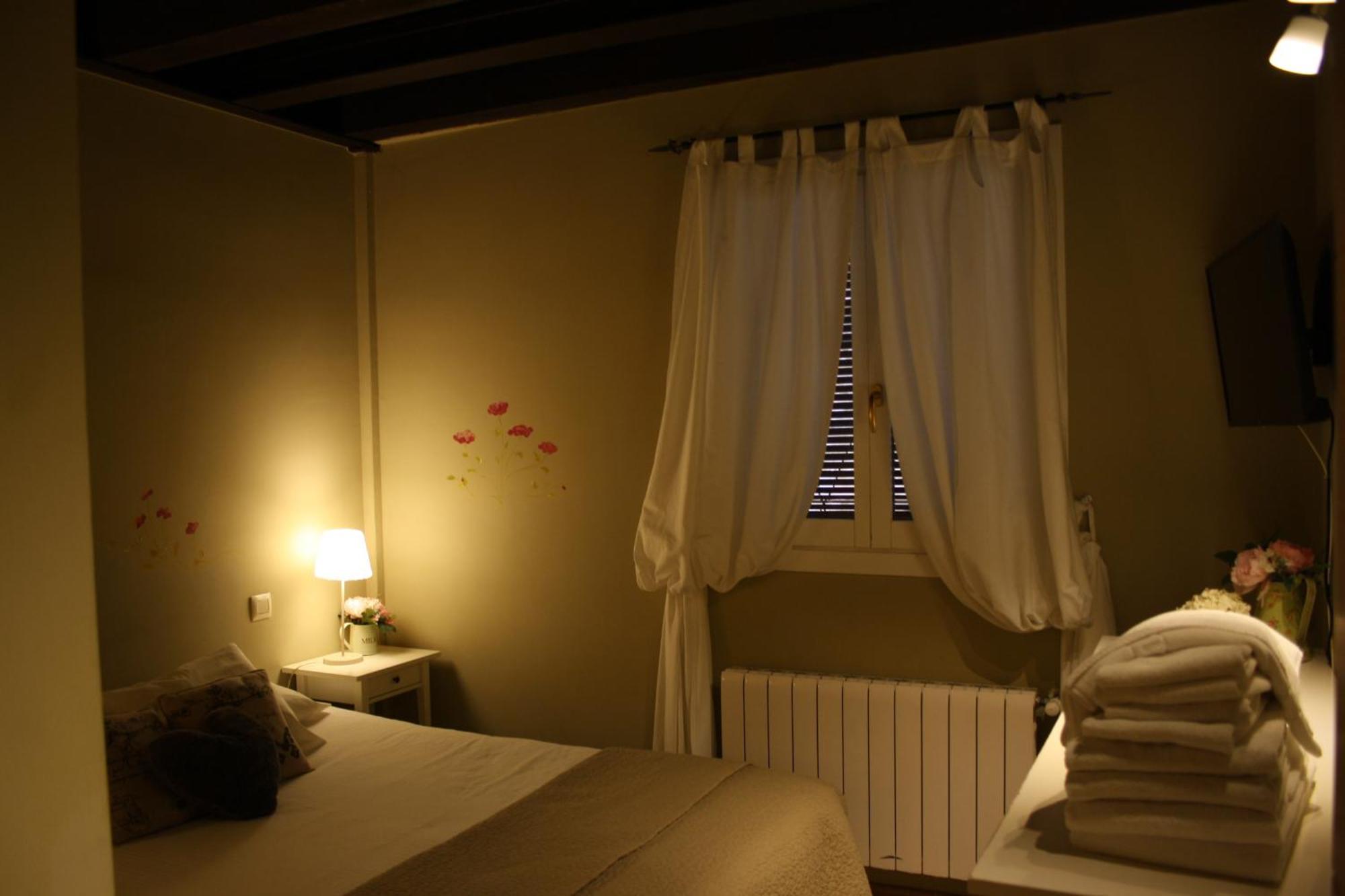 Refitoleria Apartamentos Segovia Esterno foto